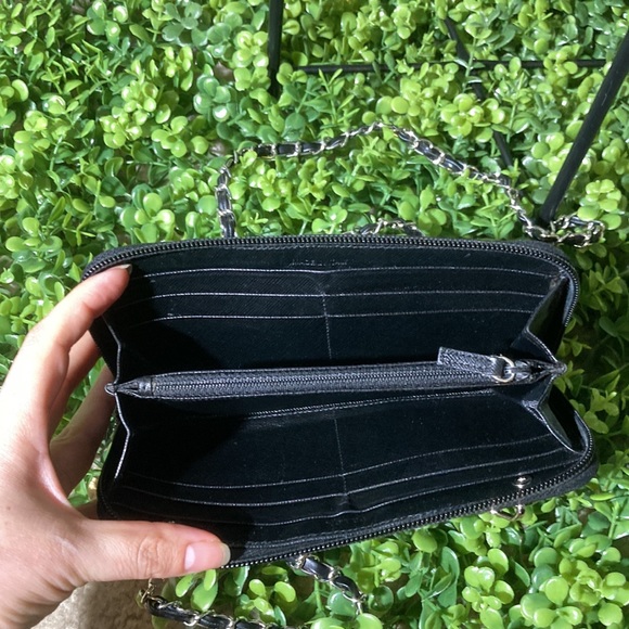 ♥️ Prada Wallet On Chain - Picture 8 of 12